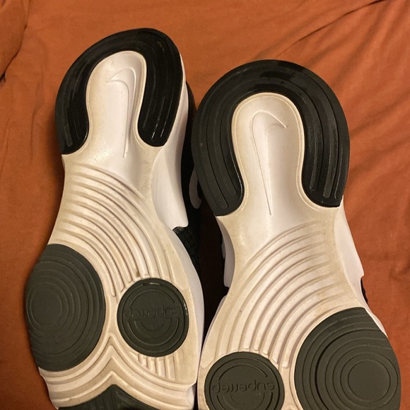 Nike SuperRep Go- preowned - Picture 5 of 7